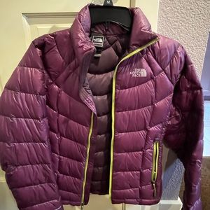 North face puffer jacket